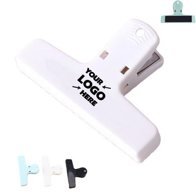 Magnetic sealing clip